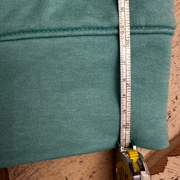 Under Armour Sweatshirt - Picture 5 of 7